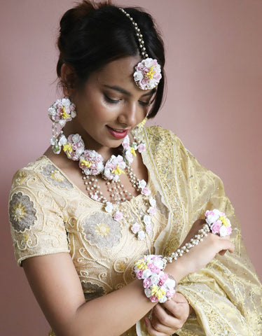 floral jewellery, artificial jewellery, jewellery for sangeet function or haldi functionfloral jewellery, artificial jewellery, jewellery for sangeet function or haldi function